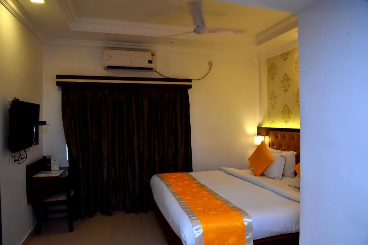 The Grand Krishna Luxury Hotel Chikmagalūr Esterno foto